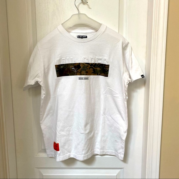 Izzue-army - Picture 1 of 5